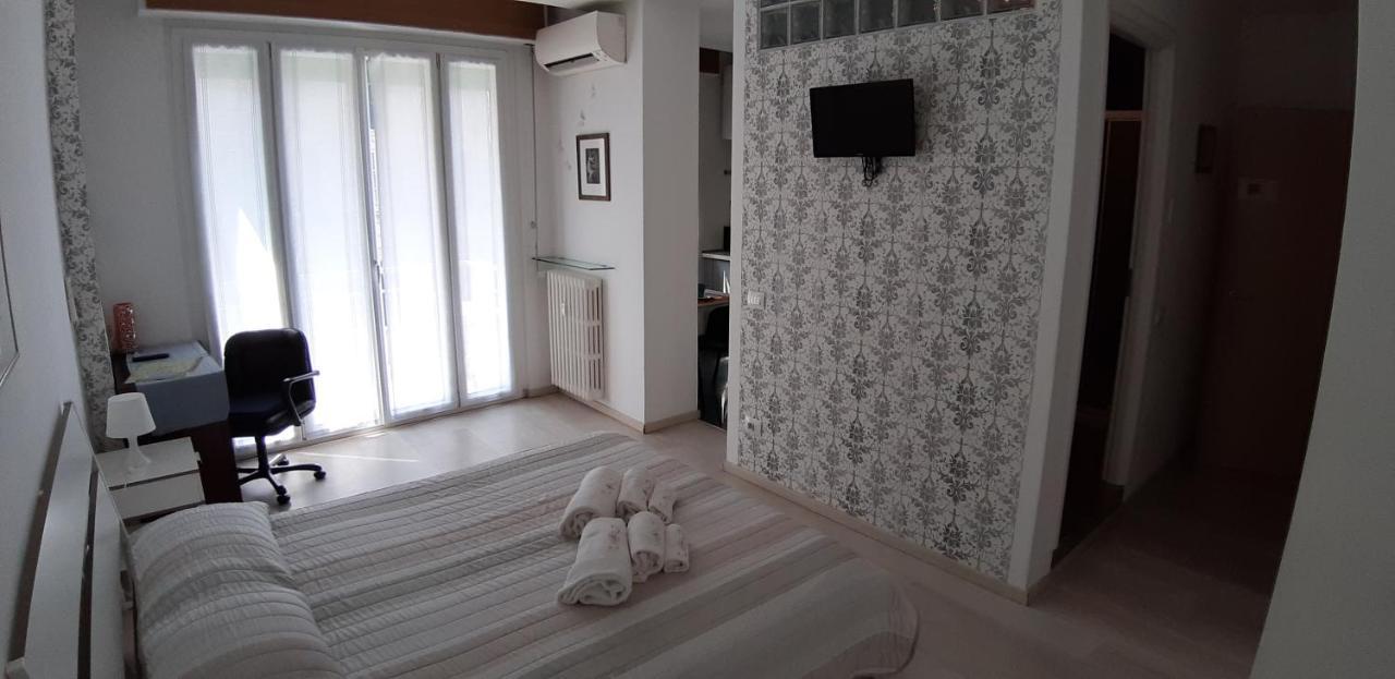 Manzoni Residence コモ エクステリア 写真