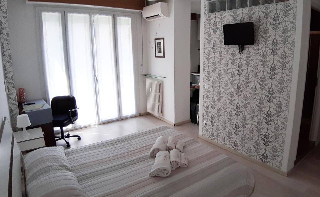 Manzoni Residence コモ エクステリア 写真